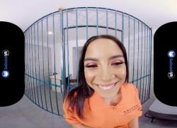 BaDoinkVRcom Воссоединение в тюремной камере с латиной-подростком Maya Bijou