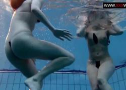 Подводные горячие русские лесбиянки любят друг друга