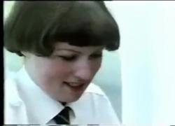 SB Британские школьницы из сборника 1970-х годов должны увидеть