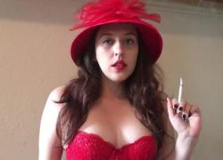 Сексуальная богиня D для некурящих VS 120 в винтажном стиле, красная шляпа и бюстгальтер с красной помадой